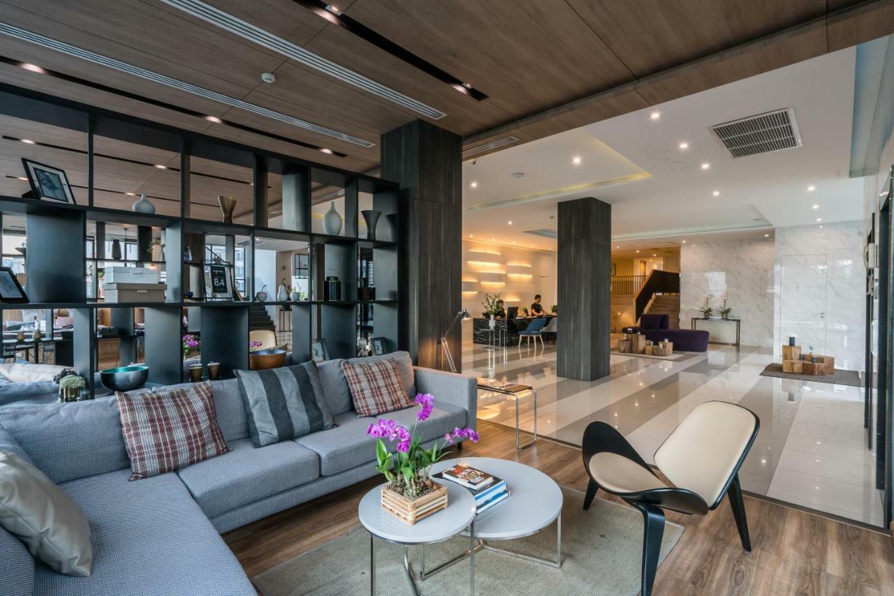 The Residence On Thonglor By Uhg Bangkok Bagian luar foto